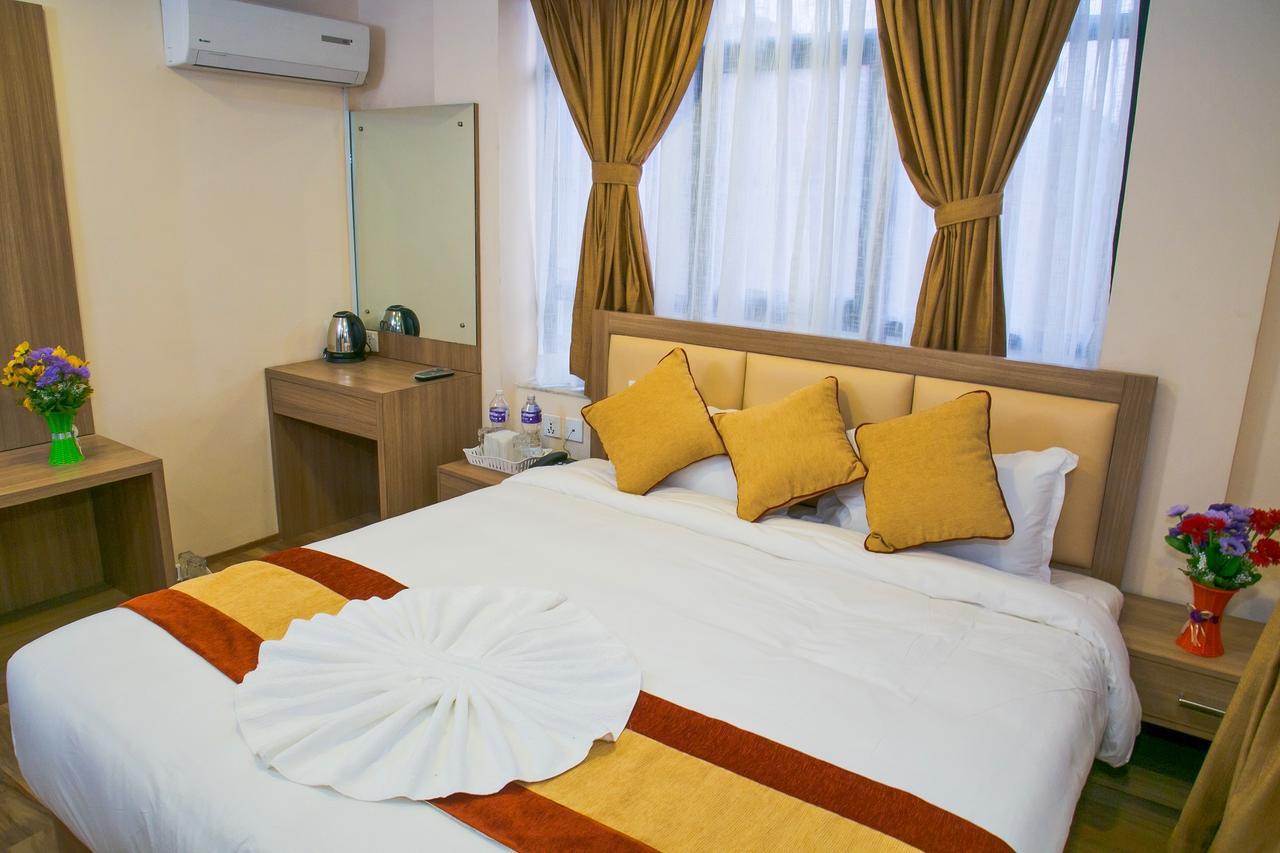 Sakura Boutique Hotel กาฐมาณฑุ ภายนอก รูปภาพ